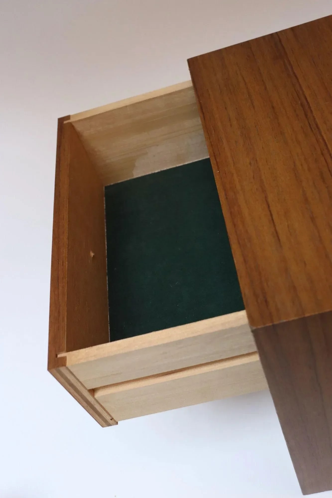 Vintage Japanese Laminated Teak Jewelry Box / Desk Organizer by Shirokiya - 9