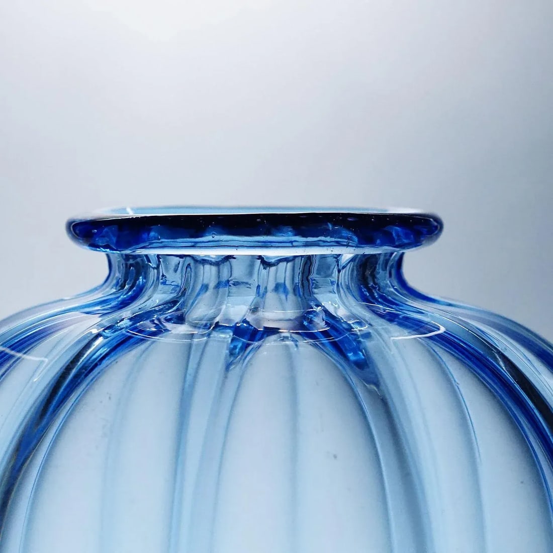 Large Vetro Soffiato Glass Vase by Vittorio Zecchin for Venini Murano 1924 - 6