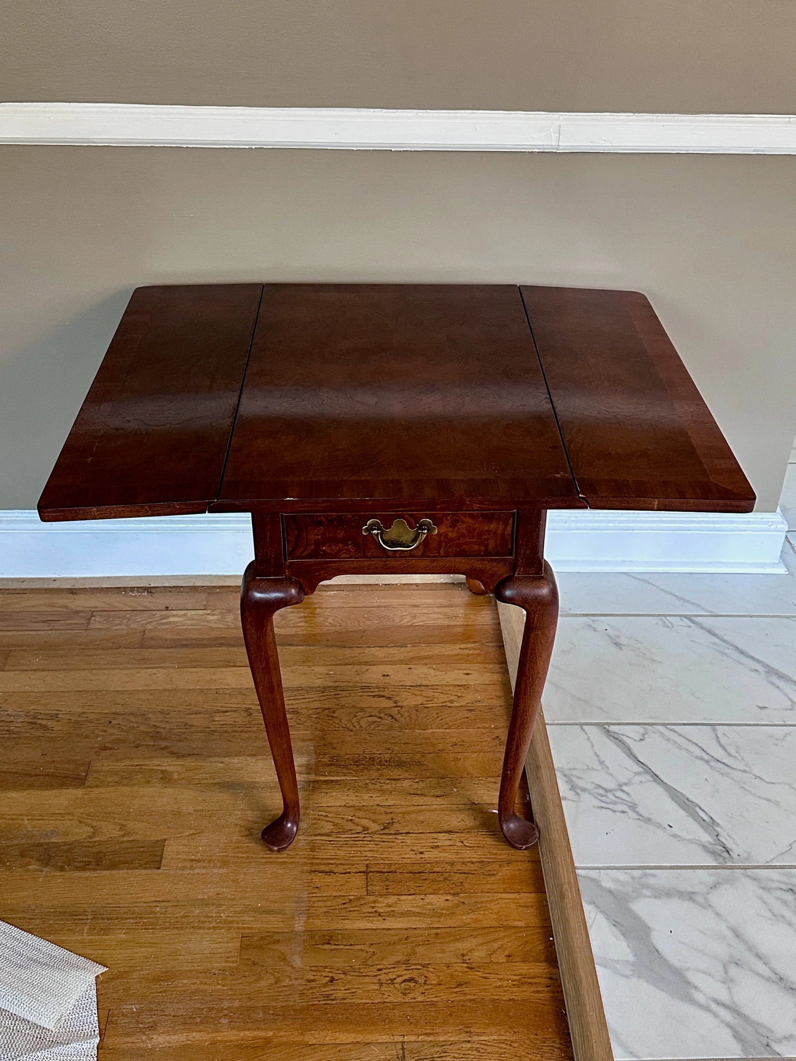 1970s Hekman Queen Anne Side Table - 10