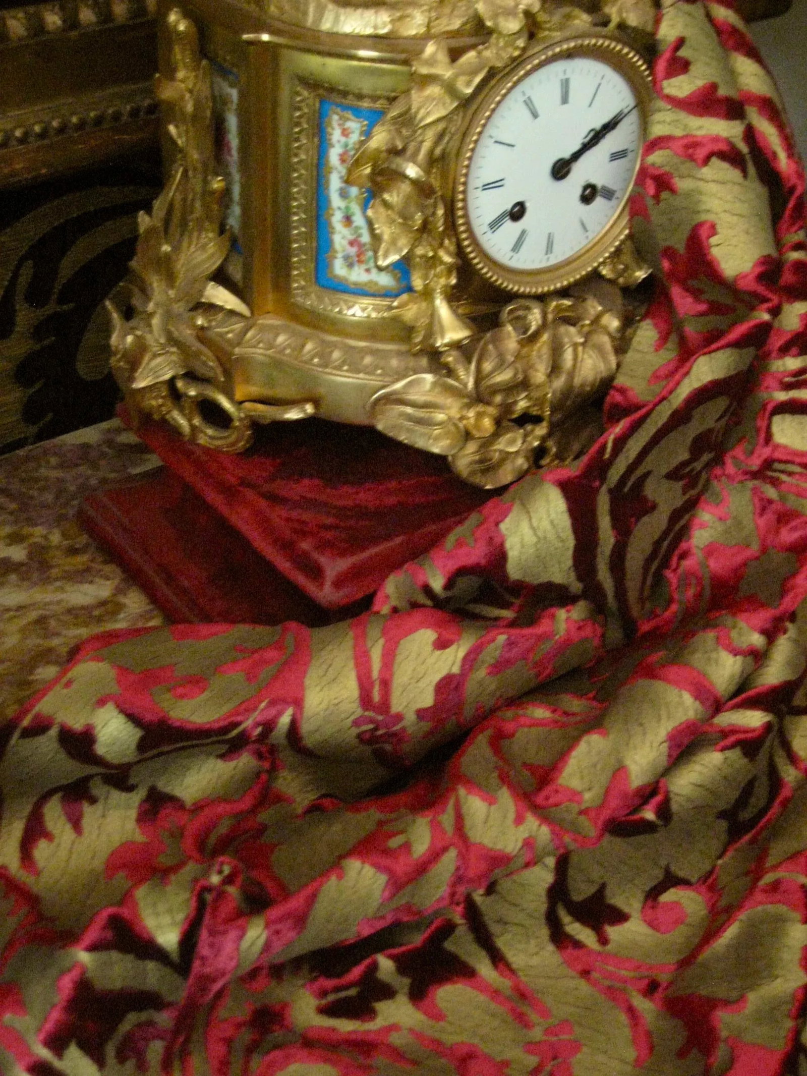 Gold Silk Hand Printed Italian Ardecora Velvet - 8