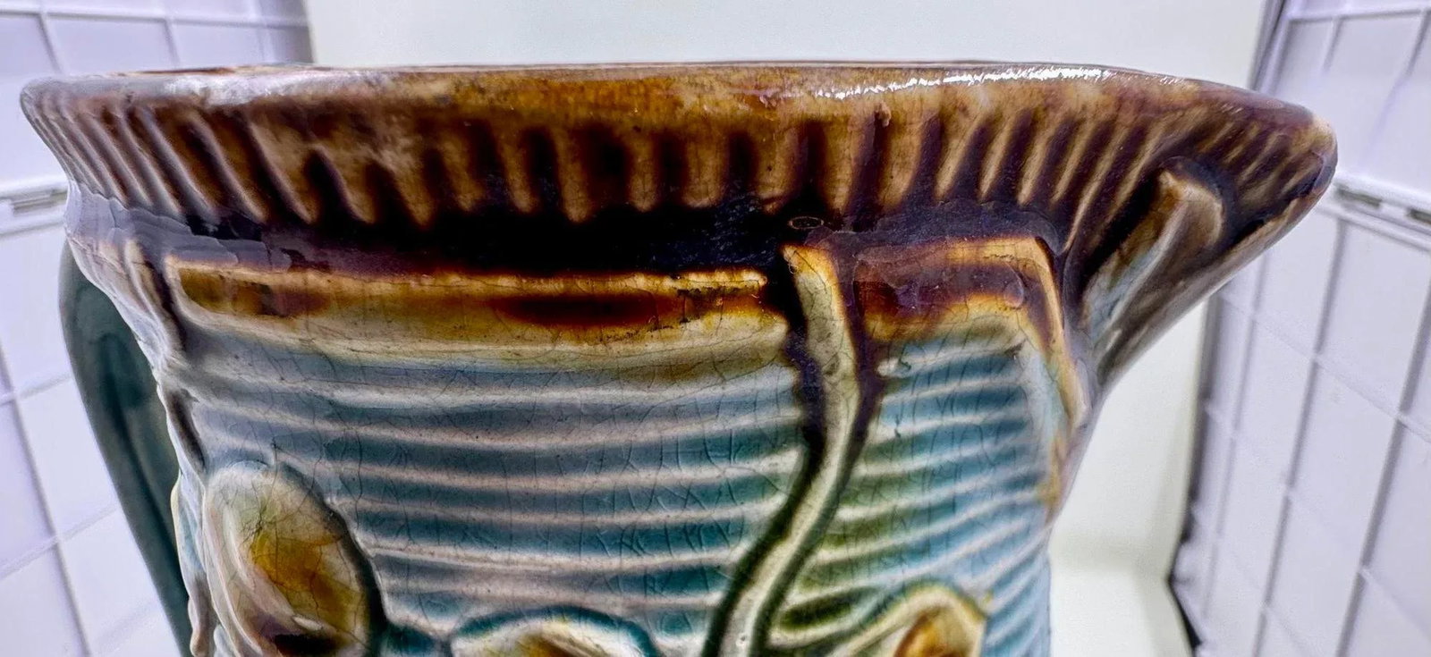Vintage 1930's French Majolica Pitcher /Jug With Golden Leaf Design - 10