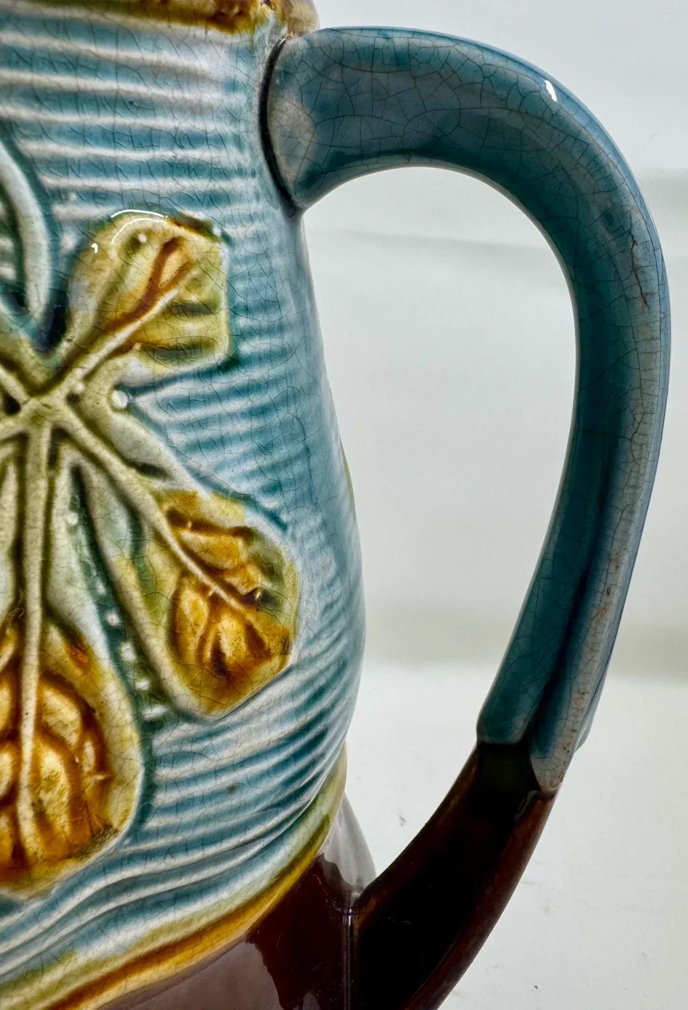 Vintage 1930's French Majolica Pitcher /Jug With Golden Leaf Design - 4