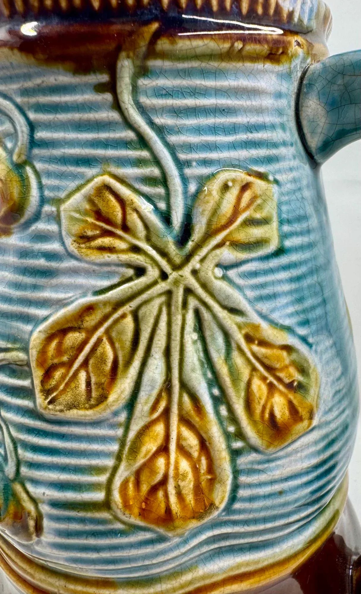 Vintage 1930's French Majolica Pitcher /Jug With Golden Leaf Design - 5