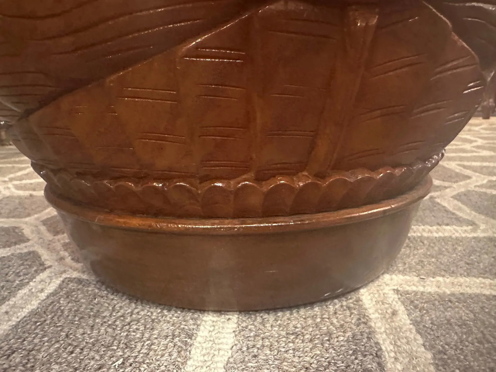 Carved Wooden End Tables -a Pair - 4