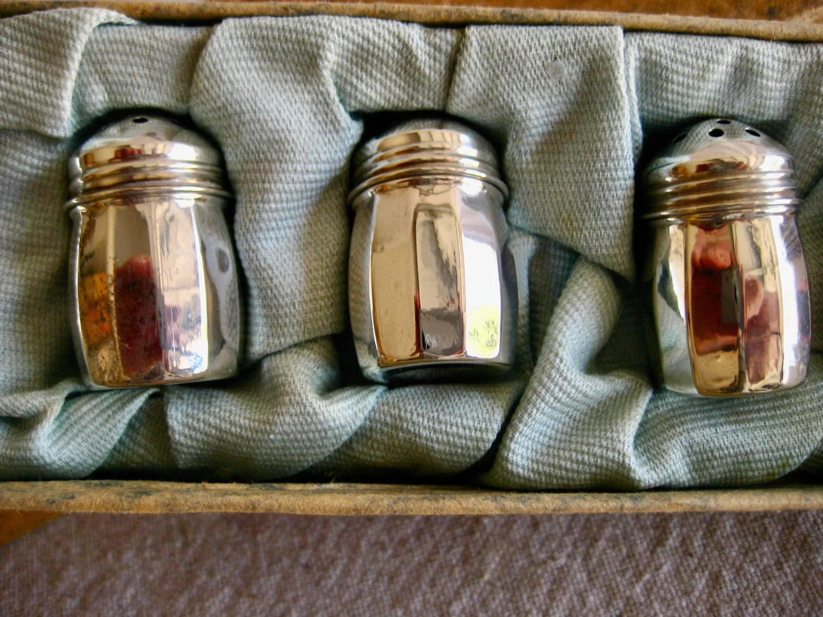 Early 20th Century Sterling Silver Salt Shakers Neo-Classic Style Set- 6 Pieces - 2