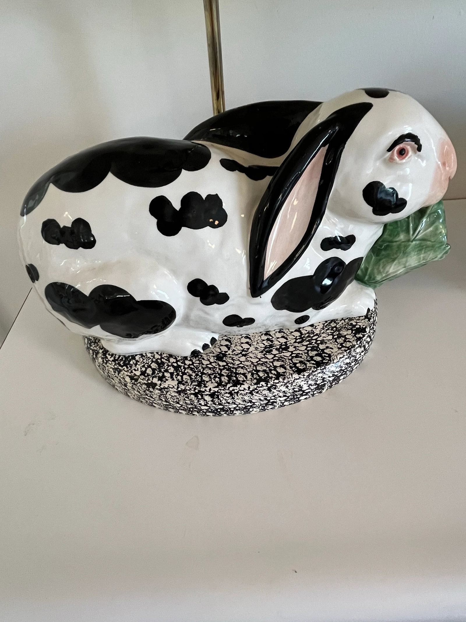 Pair of Chelsea House Porcelain Rabbits Mounted as Lamps With Finials & Shades - 6