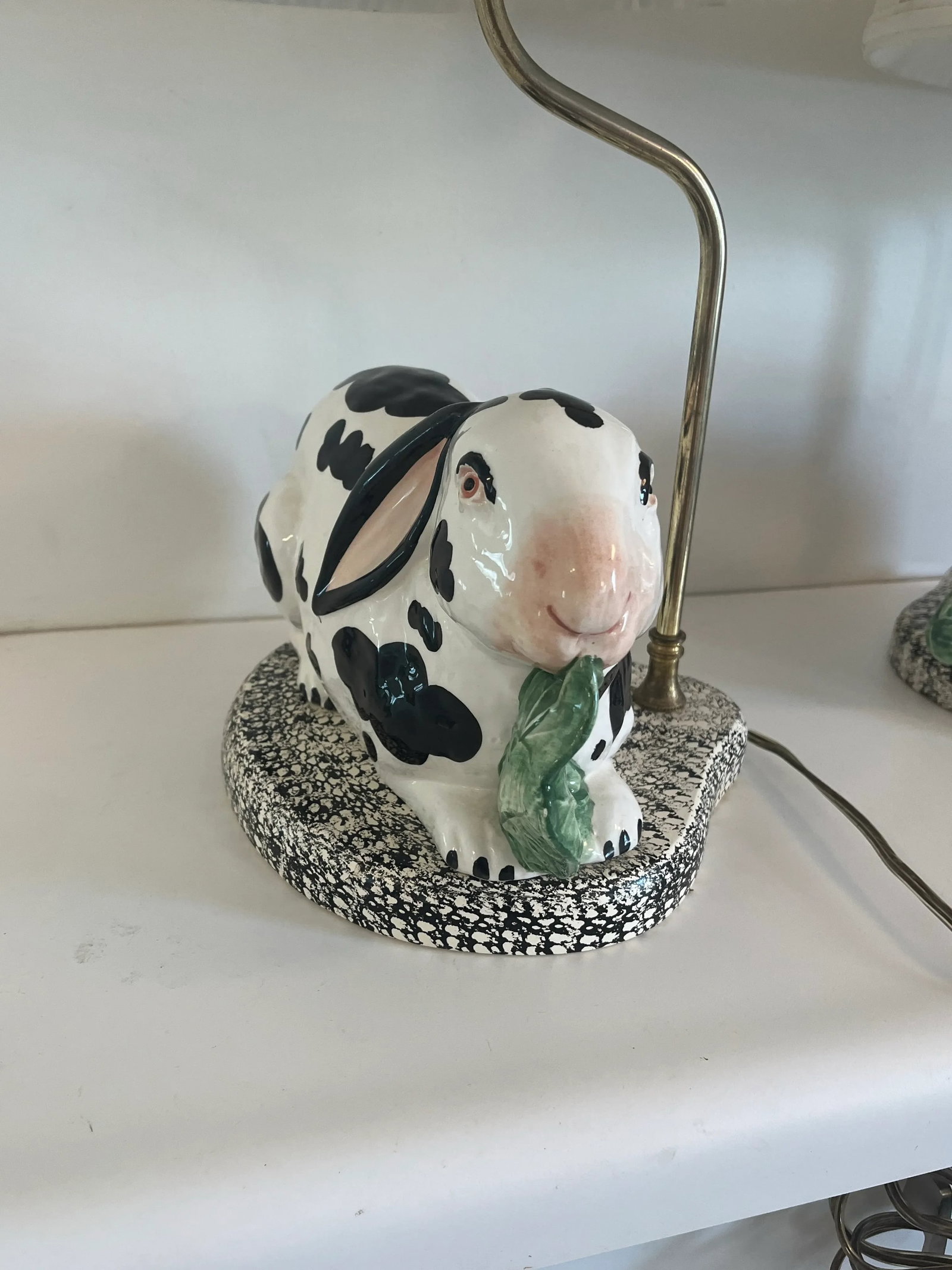 Pair of Chelsea House Porcelain Rabbits Mounted as Lamps With Finials & Shades - 7
