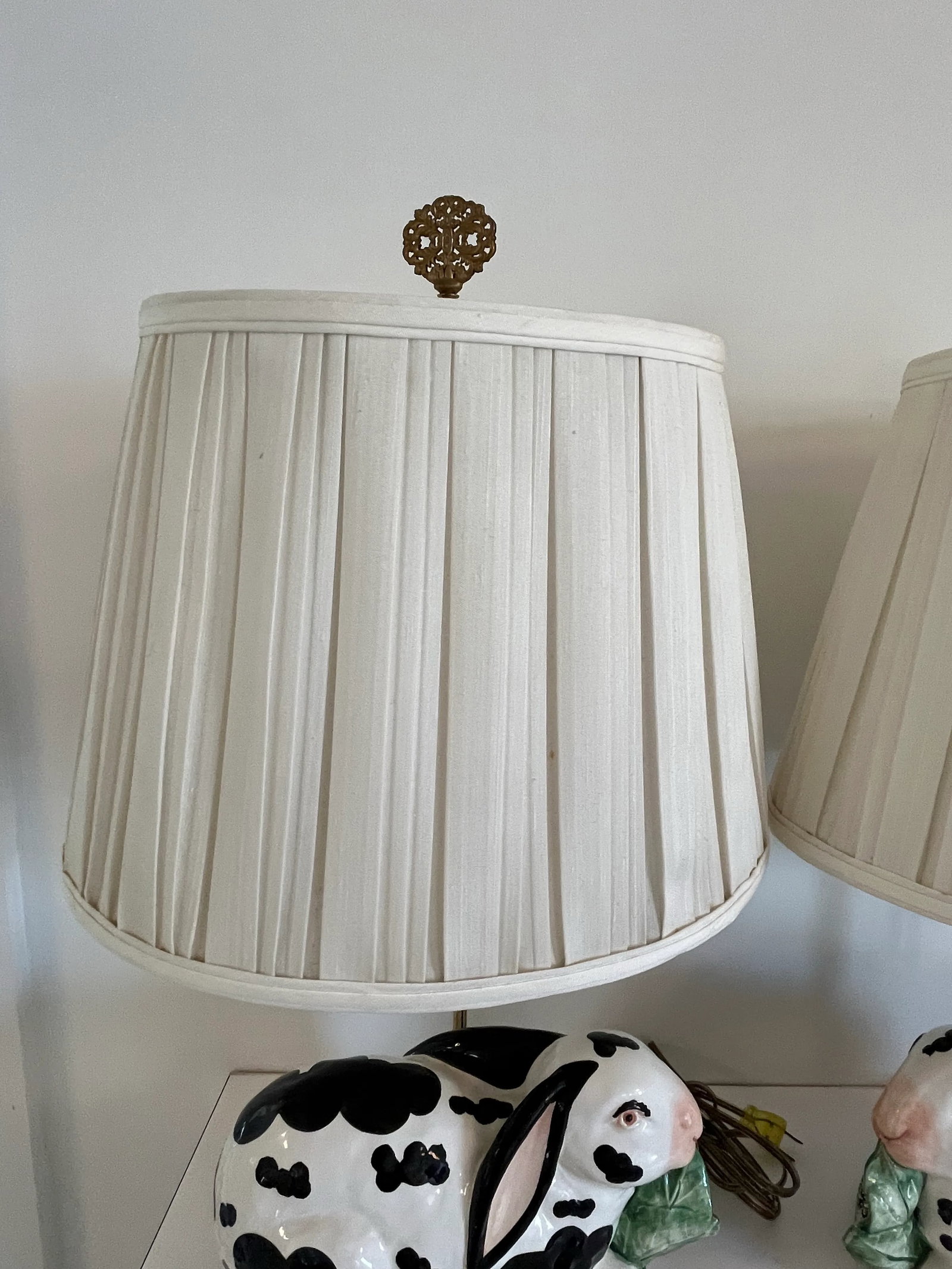Pair of Chelsea House Porcelain Rabbits Mounted as Lamps With Finials & Shades - 9