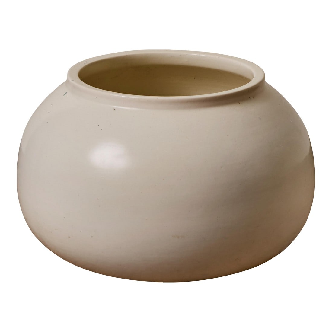 1960s Large Ceramic Planter Attributed to John Follis for Architectural Pottery: 1960s Large Ceramic Planter Attributed to John Follis for Architectural Pottery. Executed in matte white glazed ceramic. A very clean and increasingly rare example highly reminiscent of the iconic