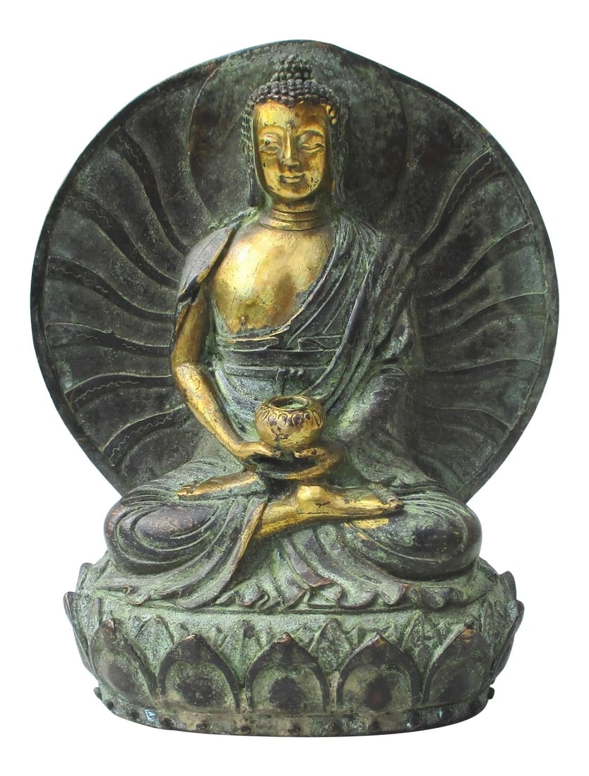 Vintage Bronze Chinese Buddha Figurine: Small verdigris and gilt seated Buddha. Charming and beautifully made bronze Buddha with mandorla surrounding the seated figure. Serenely composed with alms bowl in lap and meditative expression. The 