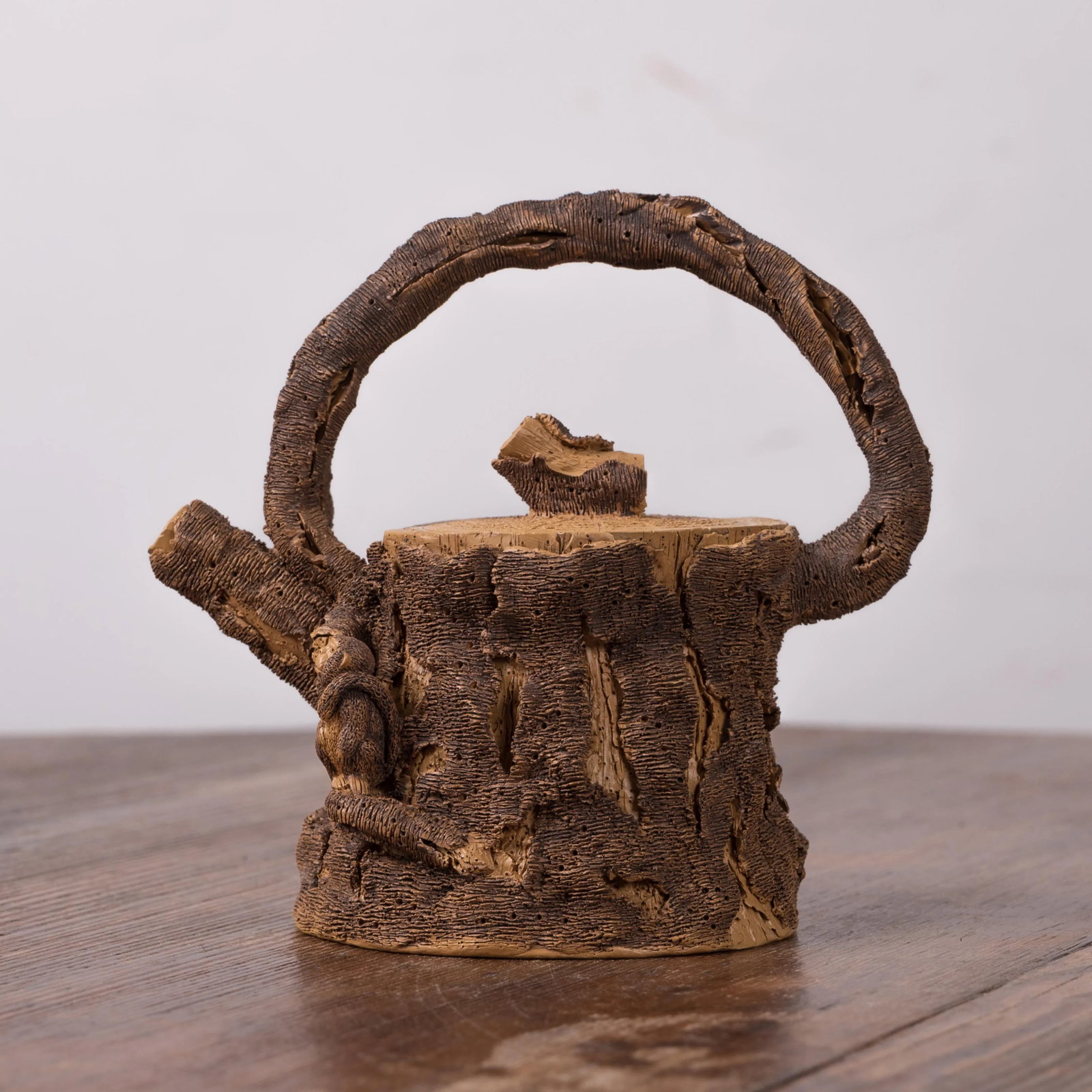 é™³æ³°æº Yixing Zisha "˜Tree Stump' Tea Pot - 4