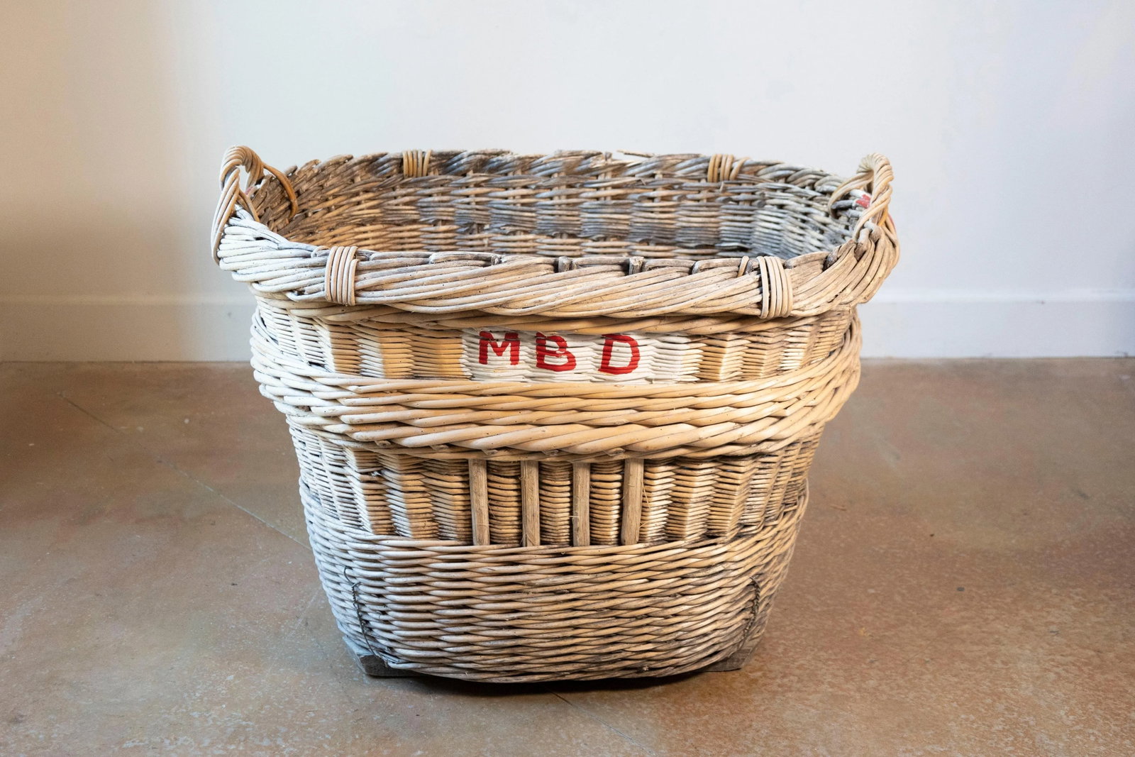 French Champagne Harvesting Basket - 7