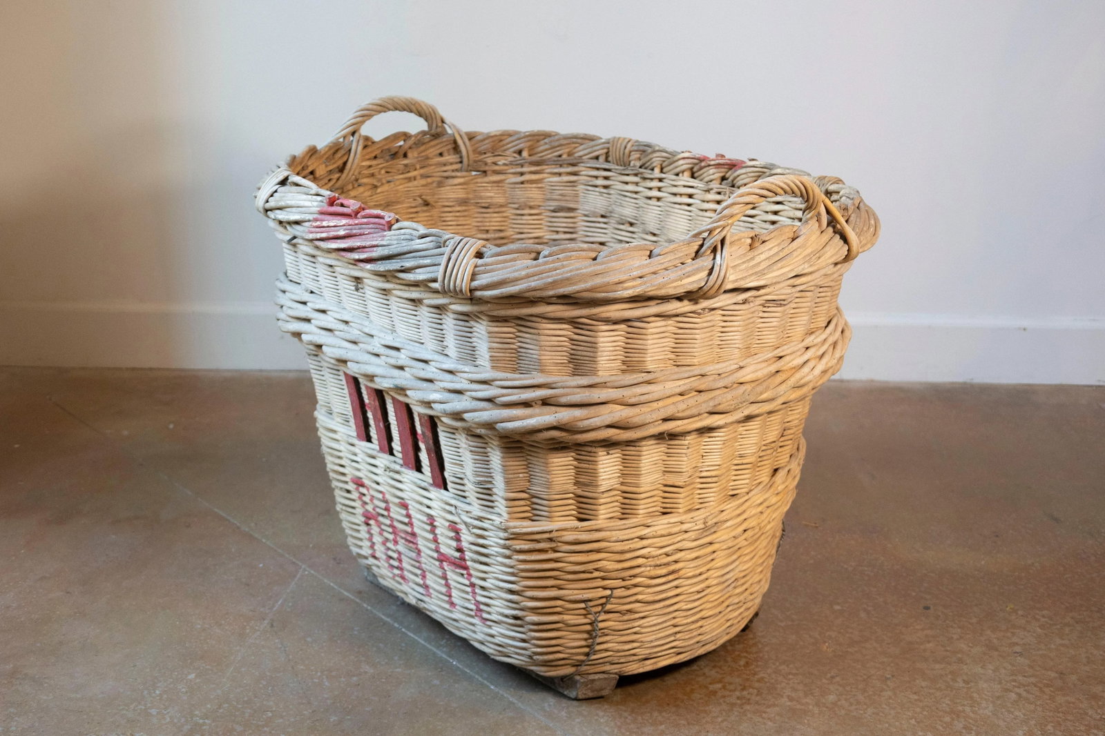 French Champagne Harvesting Basket - 3