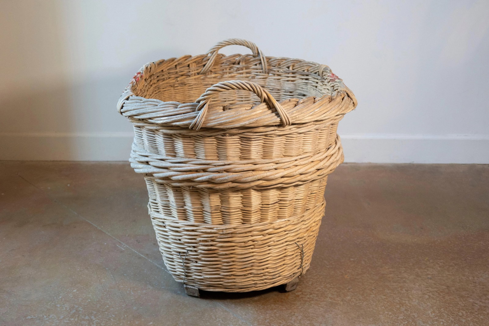 French Champagne Harvesting Basket - 4