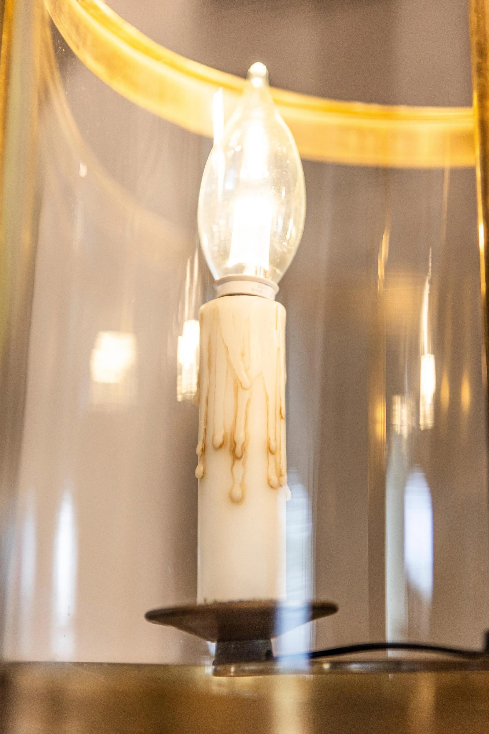 Graceful 20th Century French Brass Lantern with Curved Detailing - 6