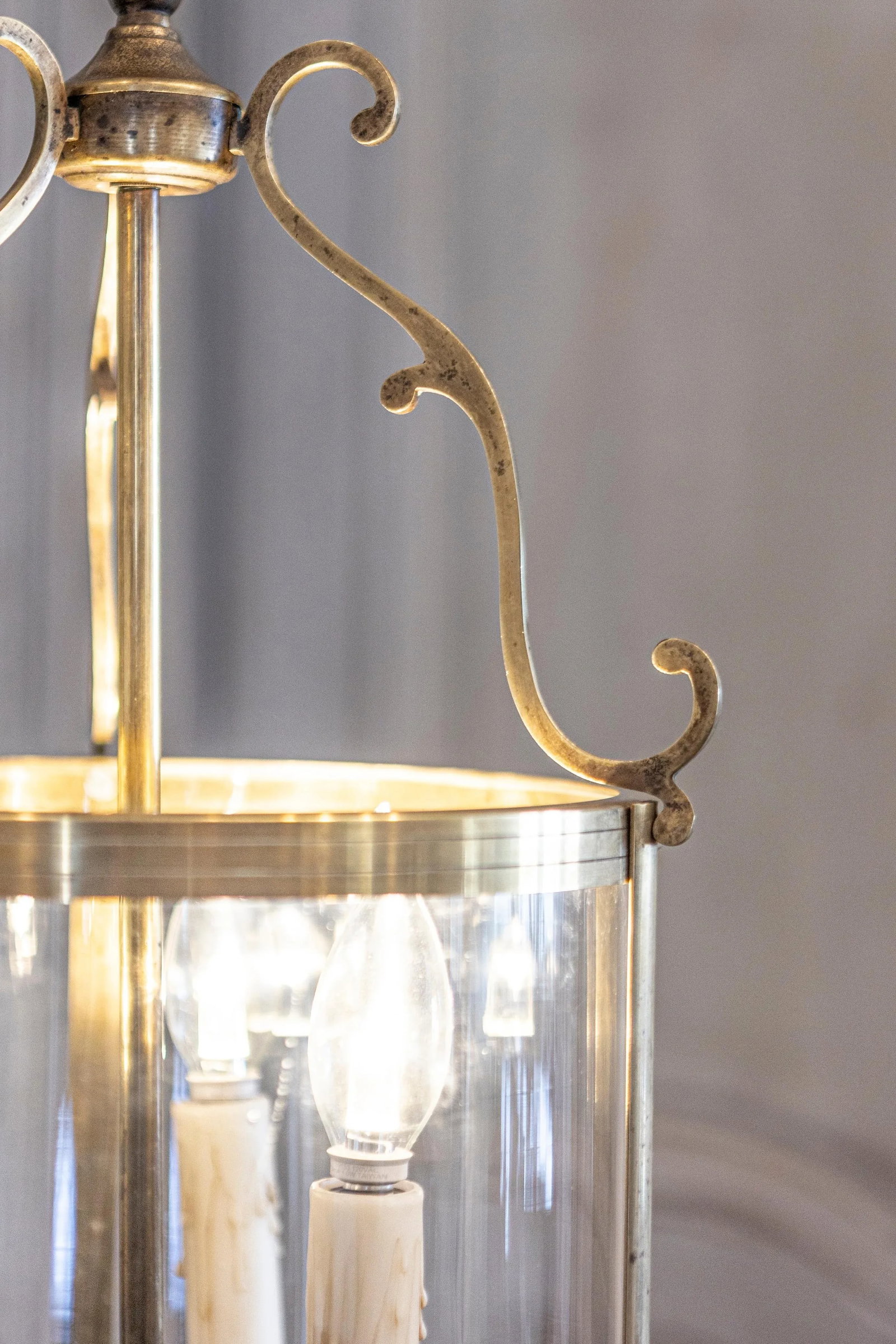 Graceful 20th Century French Brass Lantern with Curved Detailing - 8