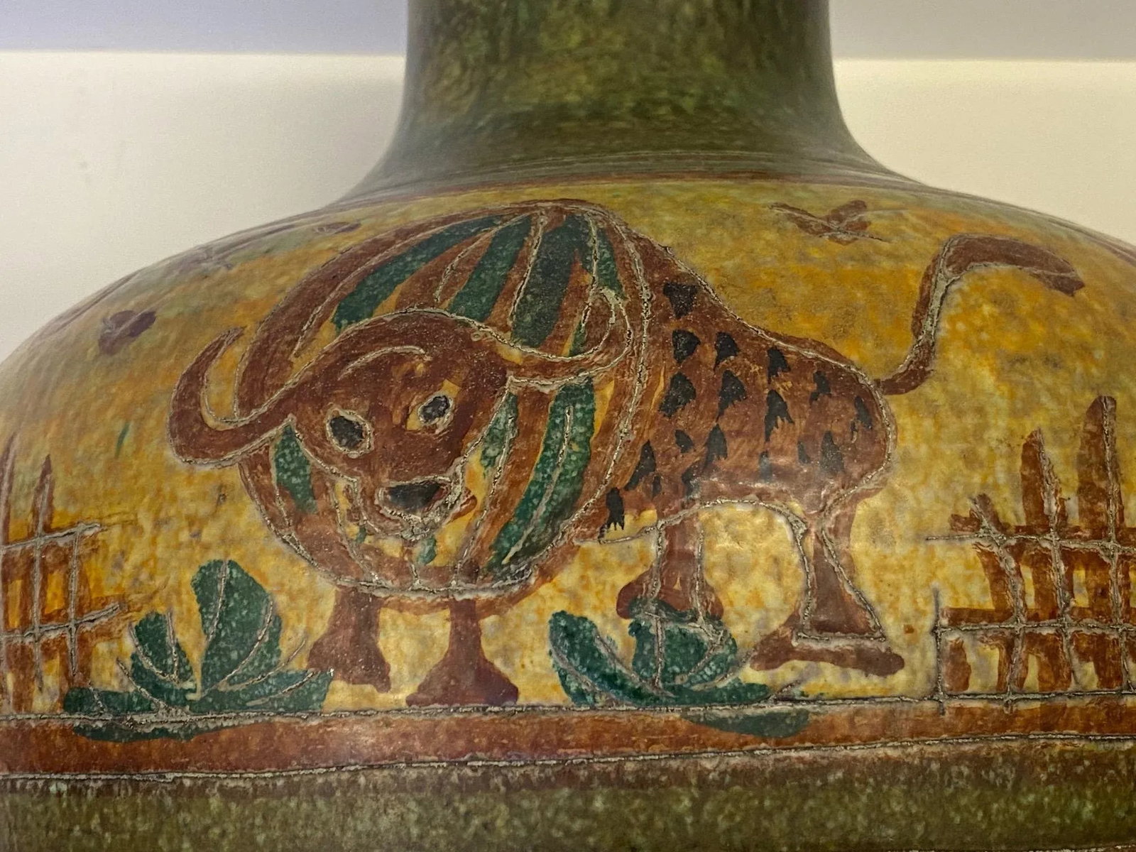 Largely Incised Italian Pottery Vase - 4