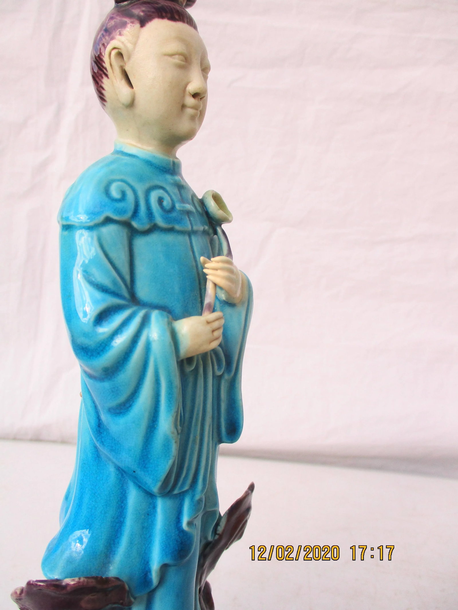 Chinese Aubergine Turquoise Immortal on Clouds Porcelain - 4