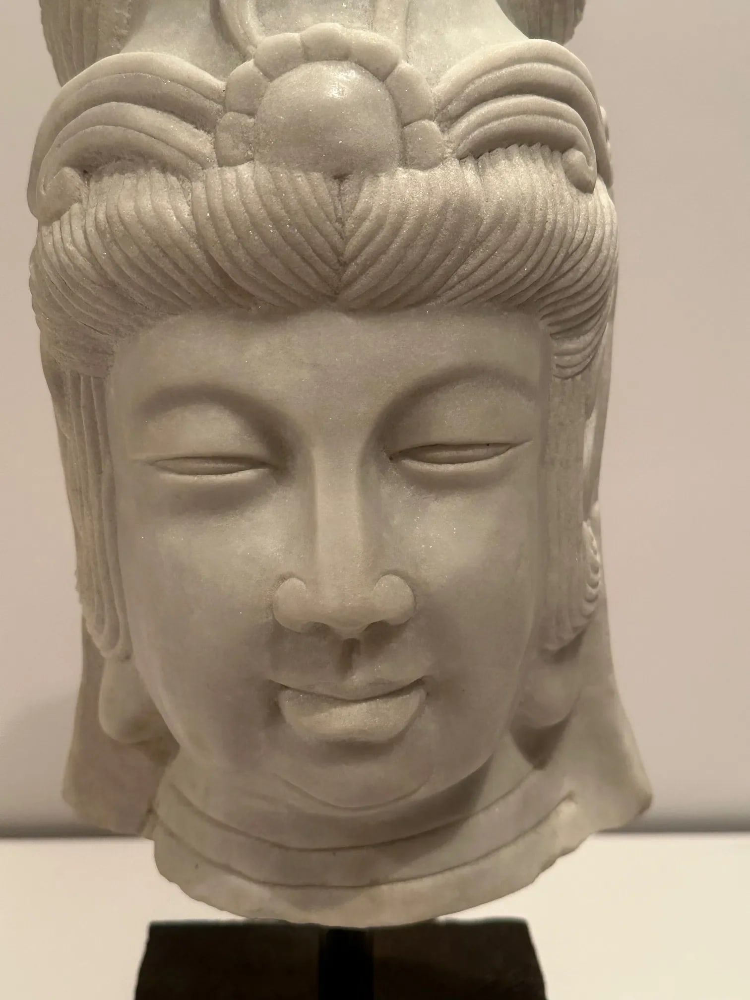 Carved Marble Bust of Quan Yin Figure on Custom Stand - 3