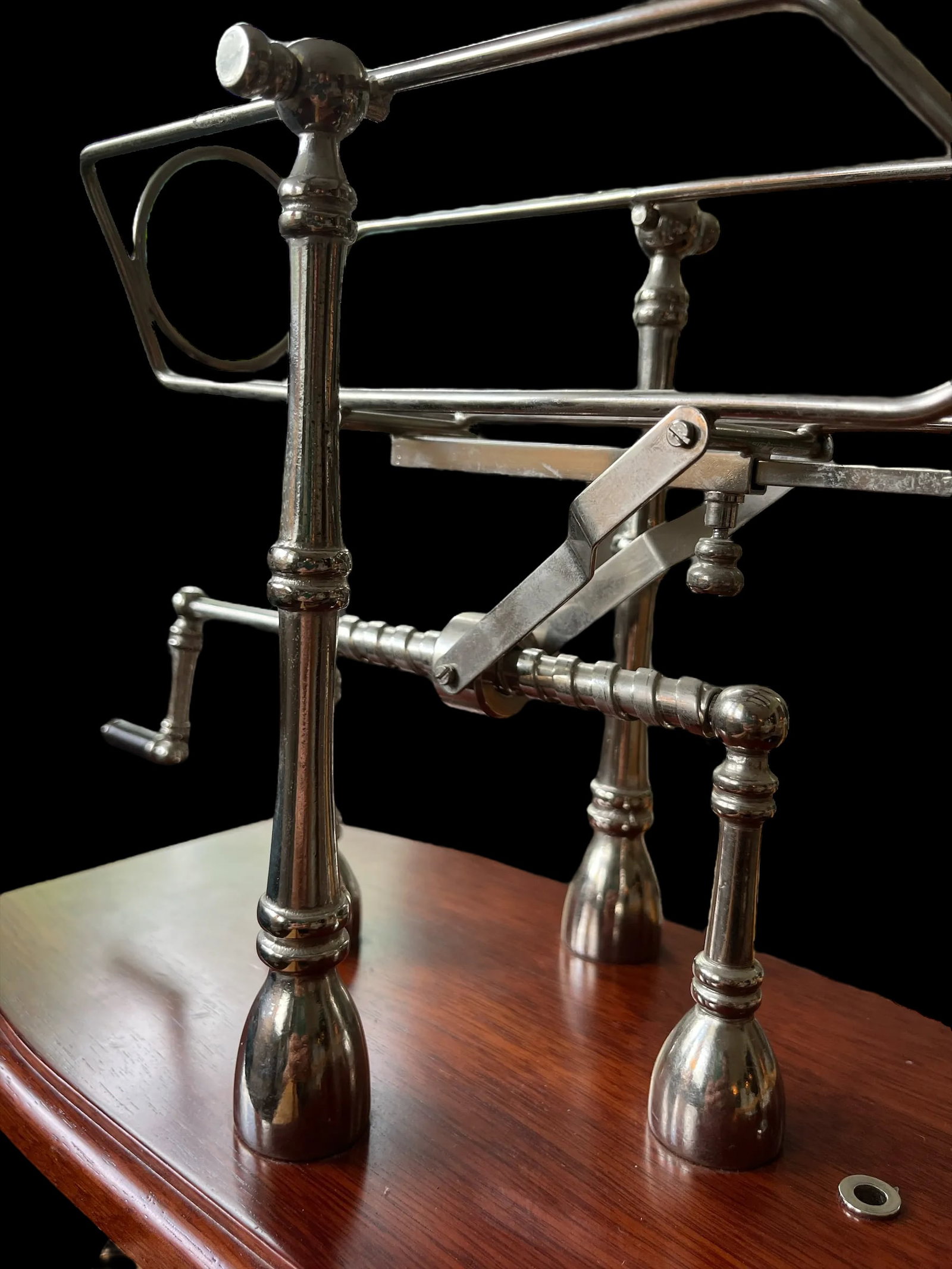 1990s Gattorna Argentina Mechanical Wine Pourer & Decanting Cradle – Nickel With Wood Base - 9