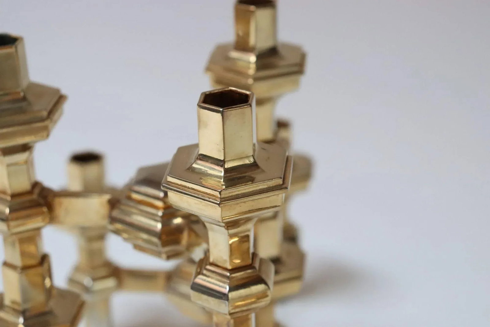 Set of Four Hexagonal-Form Stackable Brass Candleholders by Nagel Geschenke - 14