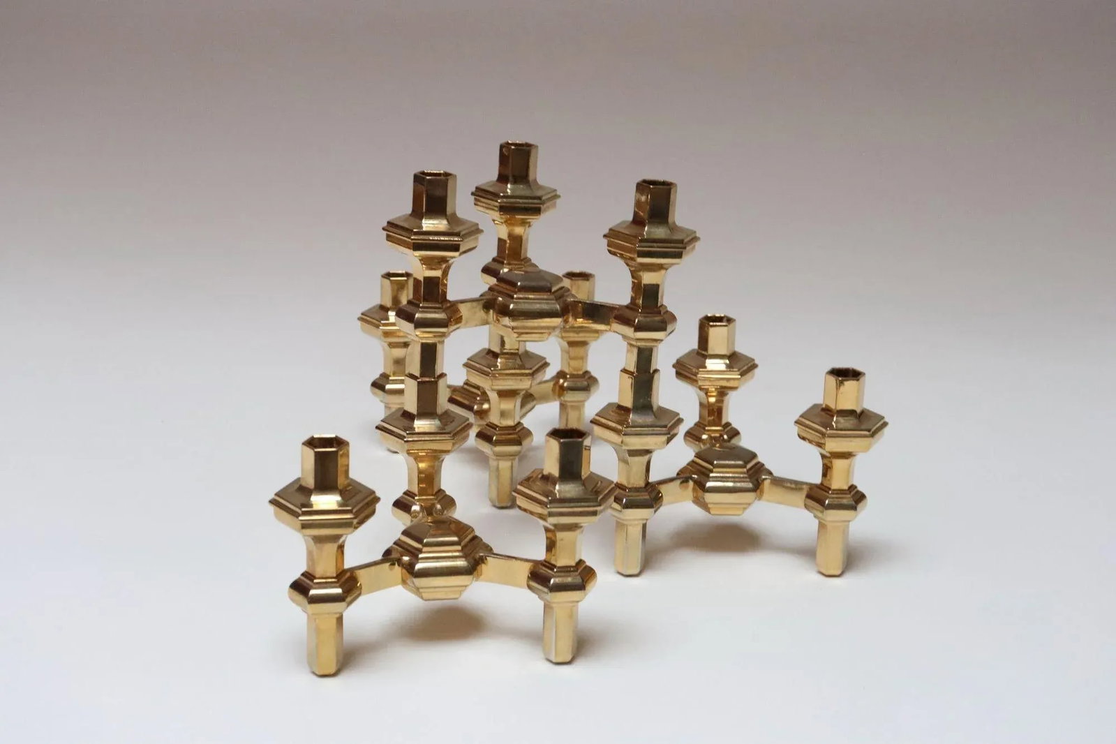 Set of Four Hexagonal-Form Stackable Brass Candleholders by Nagel Geschenke - 6