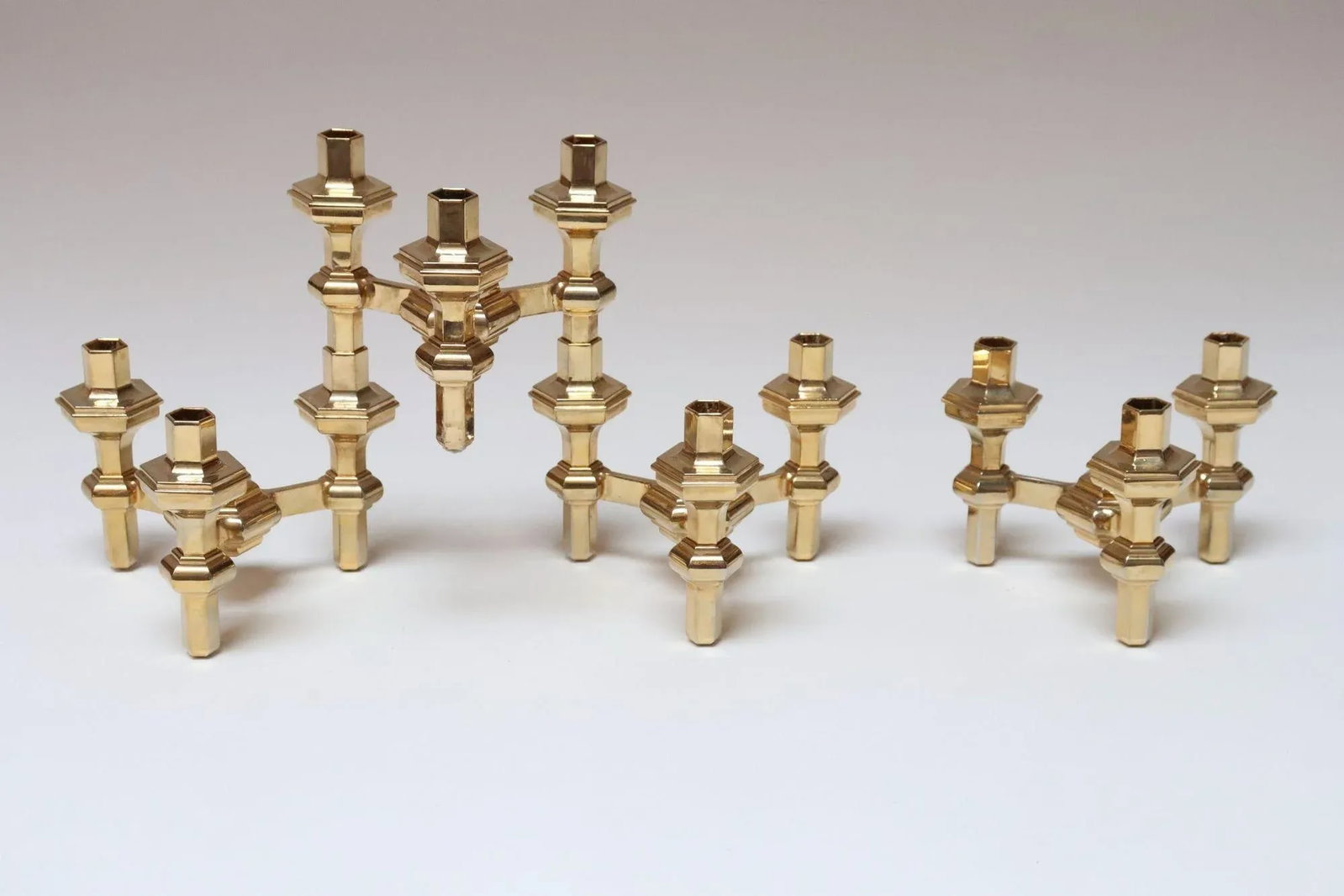 Set of Four Hexagonal-Form Stackable Brass Candleholders by Nagel Geschenke - 8