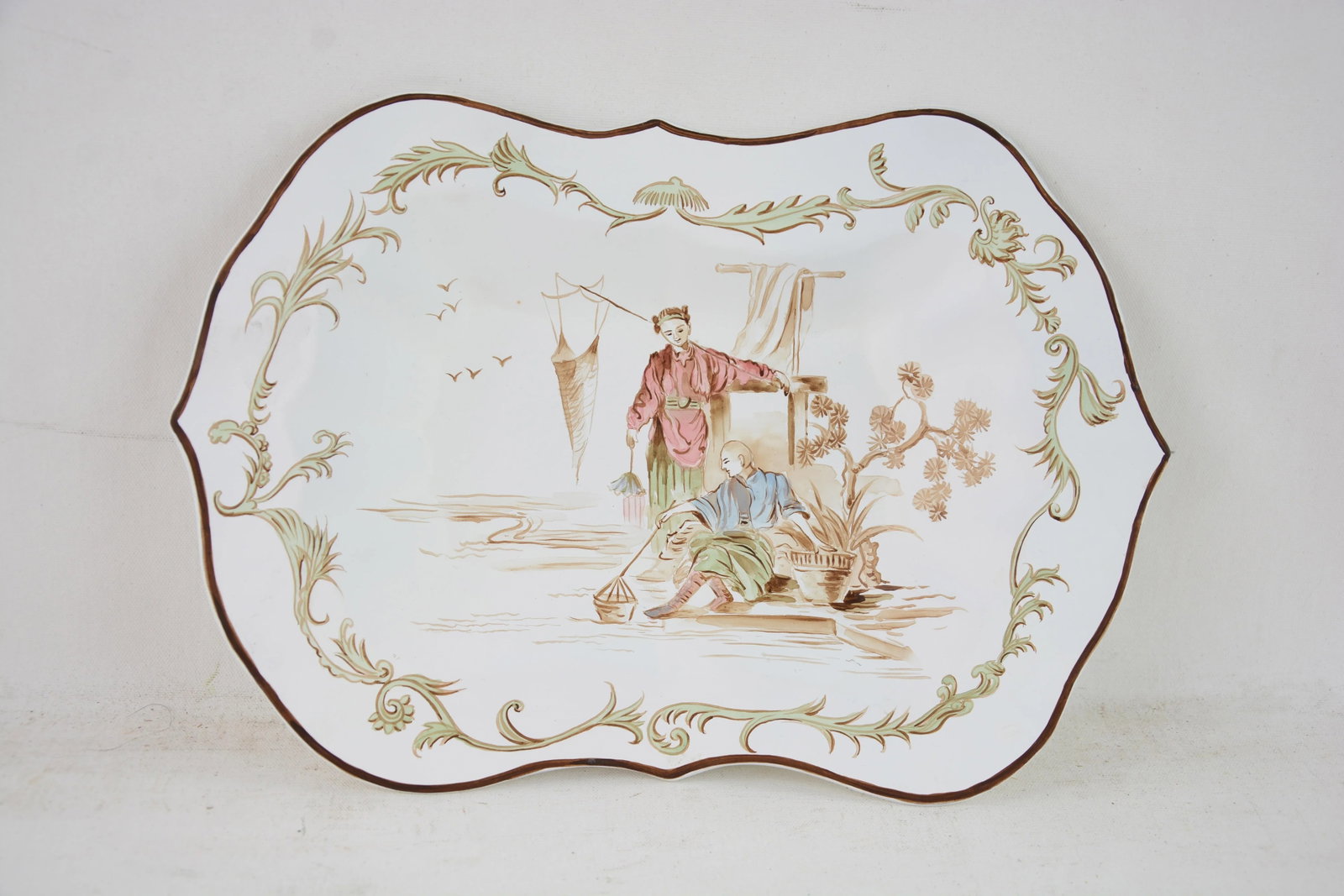 Vintage White Hand Painted Chinoiseries Style Patterned Plate Tray - 2