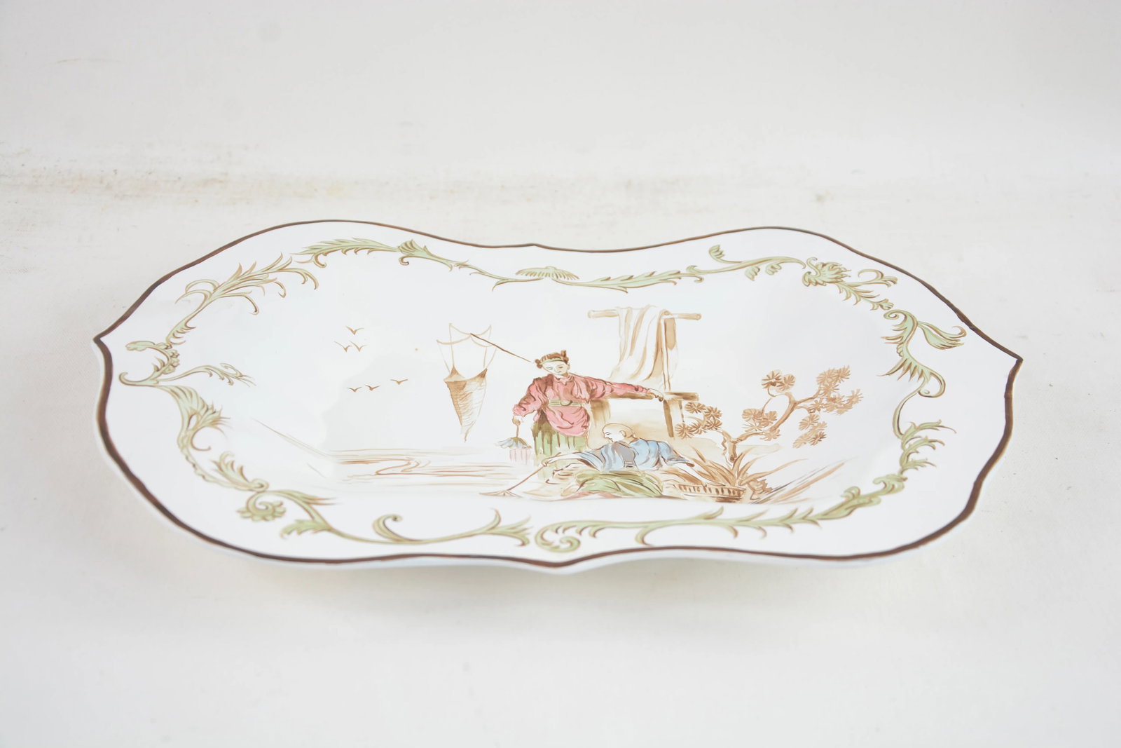 Vintage White Hand Painted Chinoiseries Style Patterned Plate Tray - 5