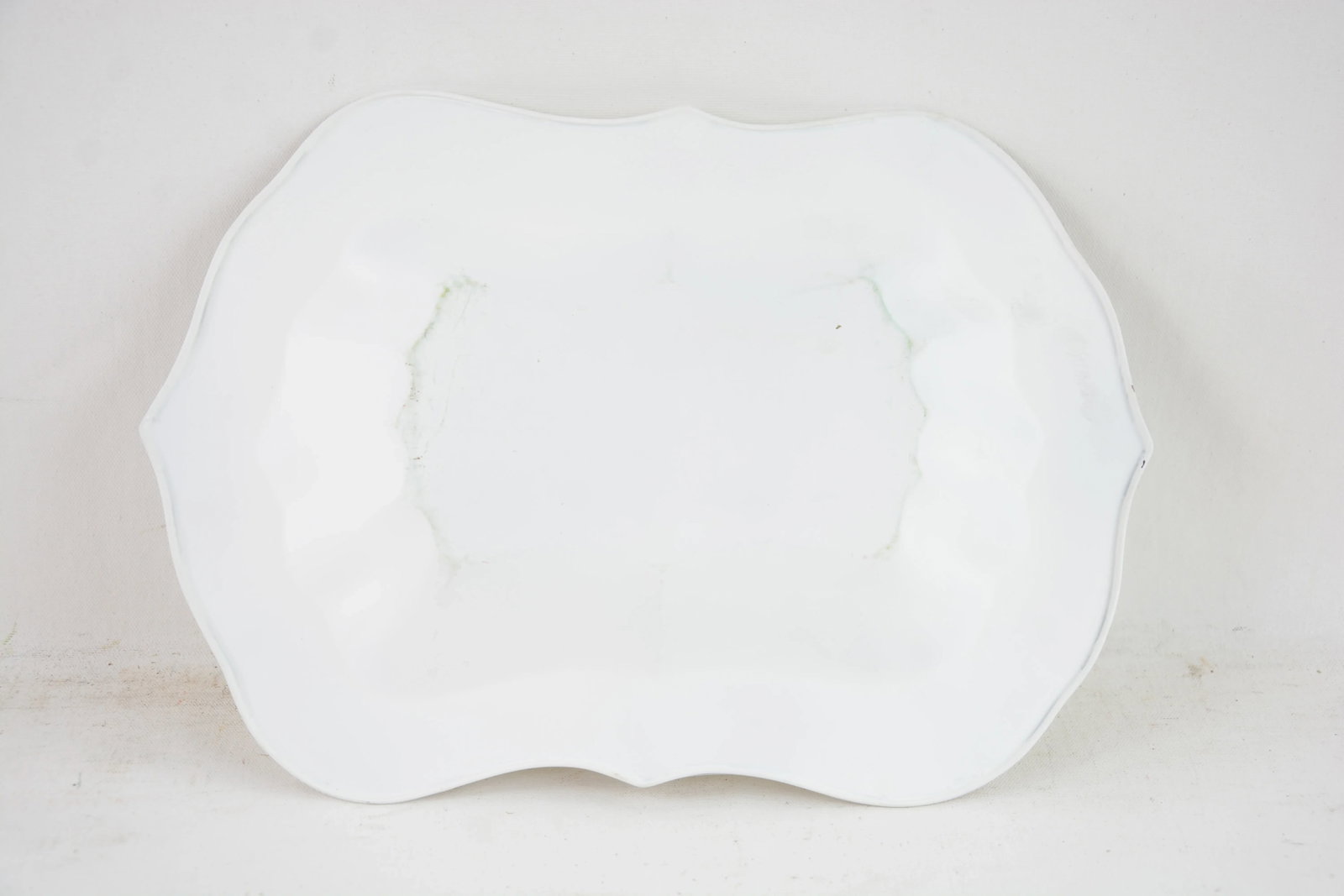Vintage White Hand Painted Chinoiseries Style Patterned Plate Tray - 6