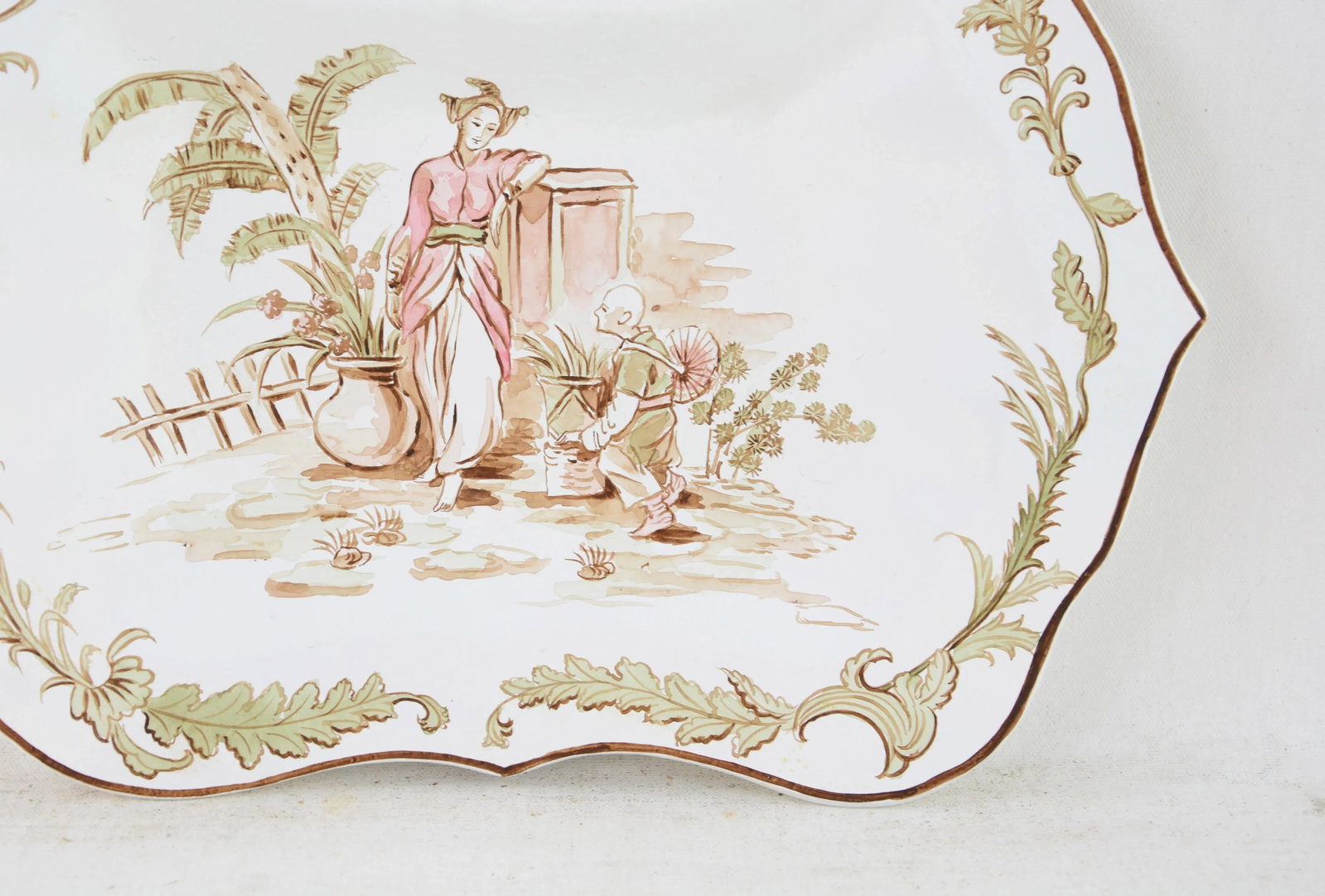 Vintage White Hand Painted Chinoiseries Style Patterned Plate/Tray - 6