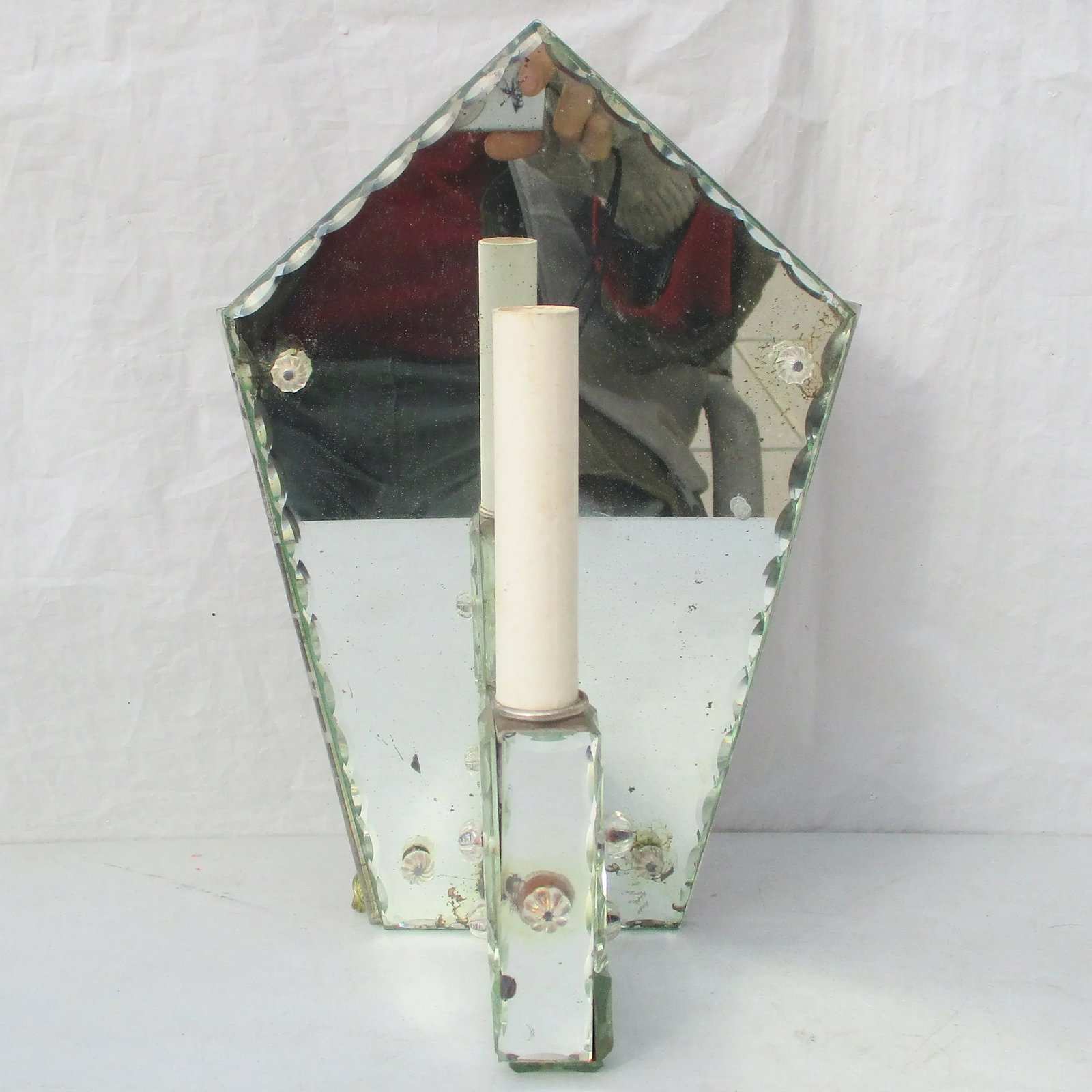 Hollywood Regency Mirrored Single Light Sconce - 3