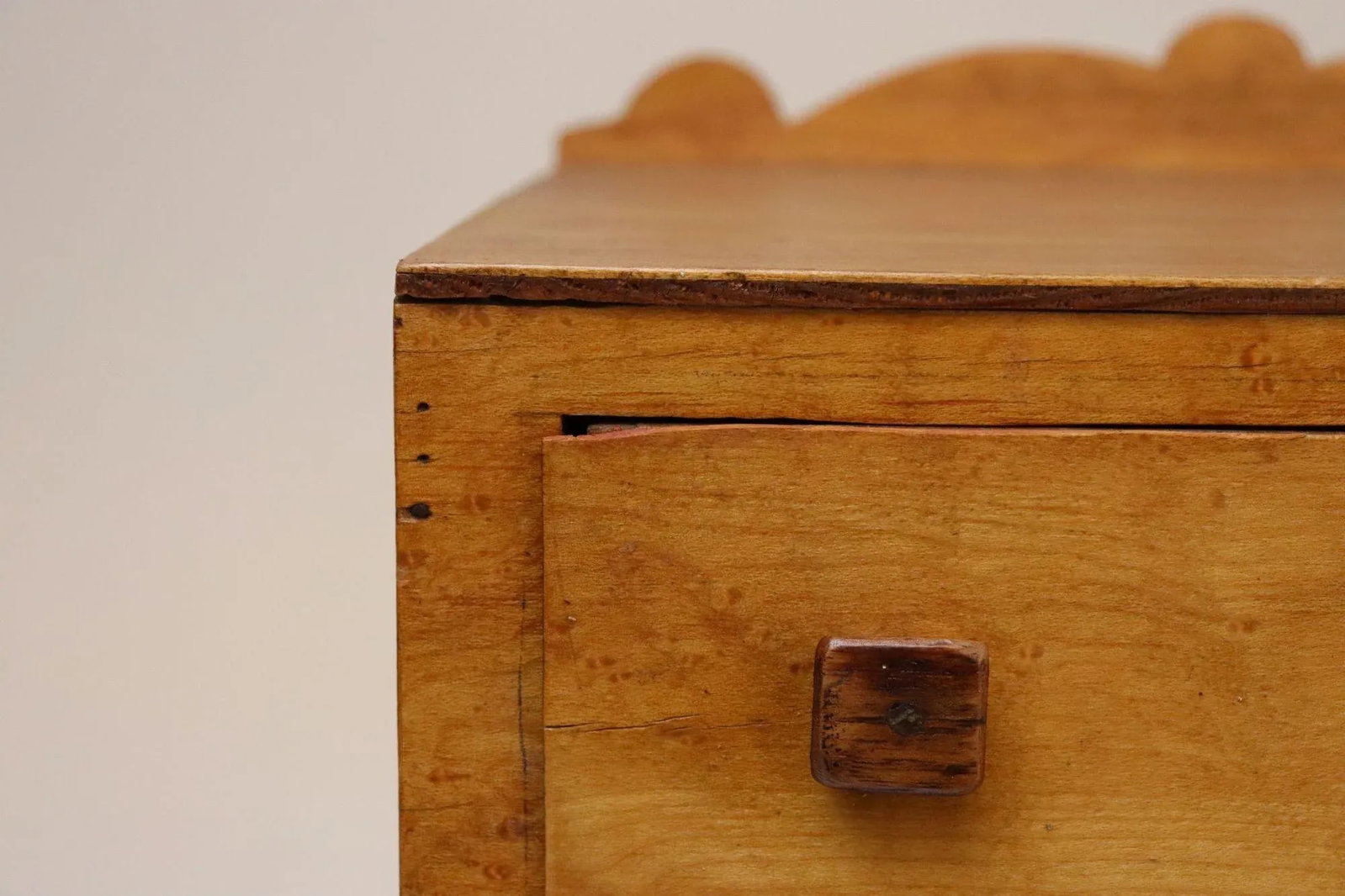 Vintage Tigers Eye Maple Three Drawer Jewelry Box / Miniature Chest - 10