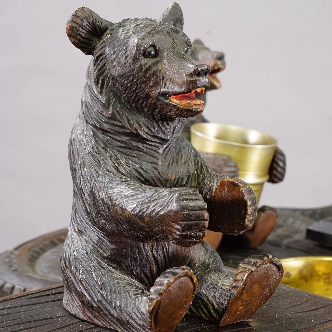 Antique Black Forest Carved Bear Smoking / Side Table, Ca. 1900 - 7