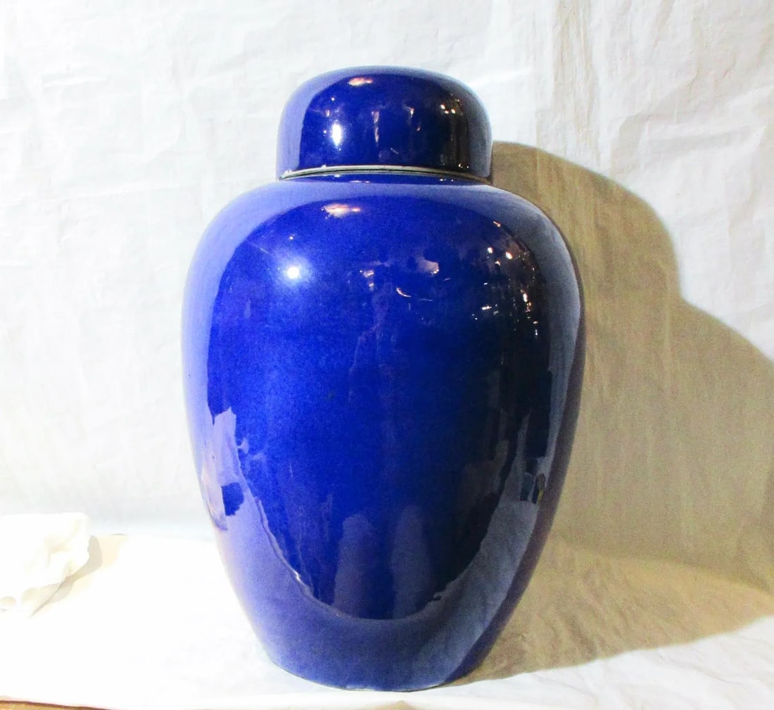 Antique Chinese Blue Glazed Porcelain Ginger Jar - 10