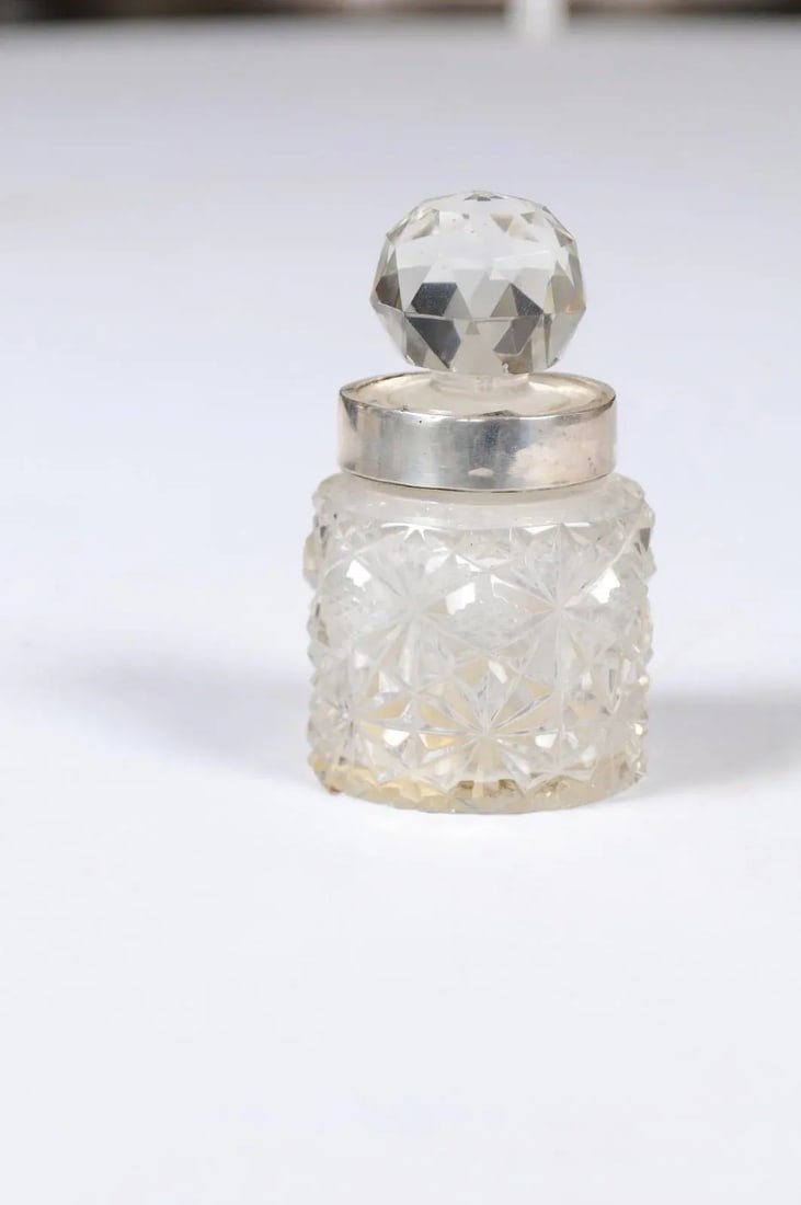 19th Century English Crystal and Silver Jug - 2