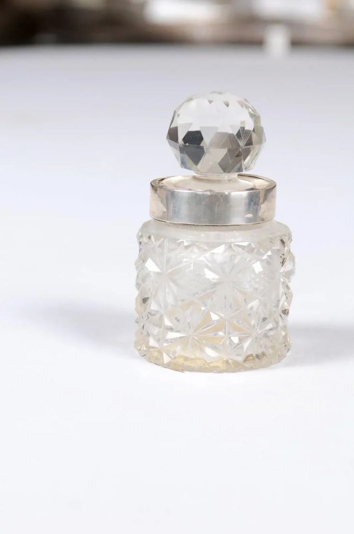 19th Century English Crystal and Silver Jug - 3