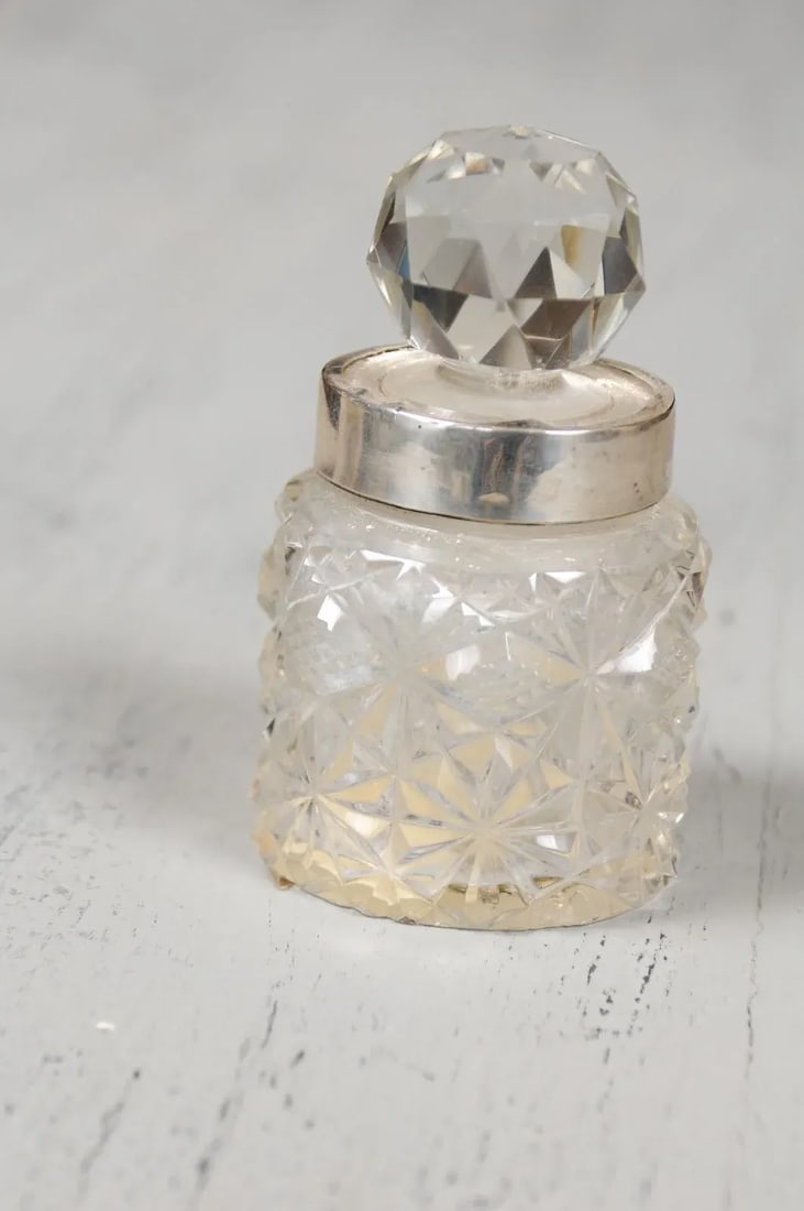 19th Century English Crystal and Silver Jug - 4