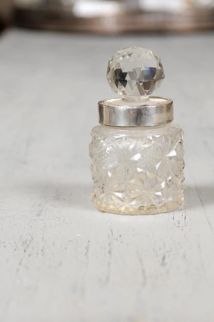 19th Century English Crystal and Silver Jug - 5