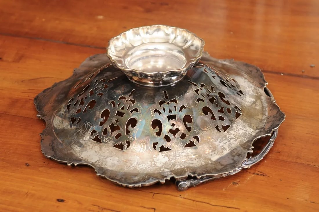 English Victorian Late 19th Century Melvin Pratt Silver Cake Basket with Handle - 11