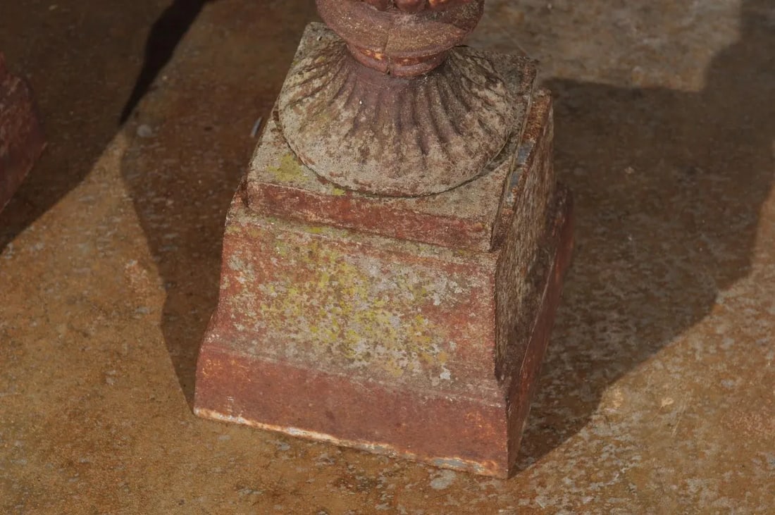 French 19th Century Iron Médicis Vases on Stepped Pedestals with Patina - A Pair - 10