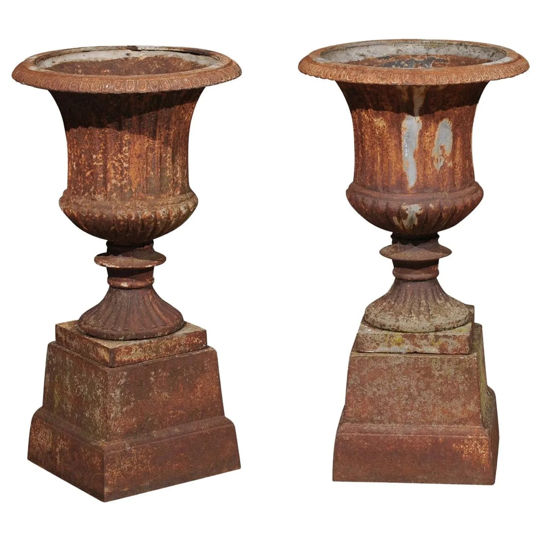 French 19th Century Iron Médicis Vases on Stepped Pedestals with Patina - A Pair - 12