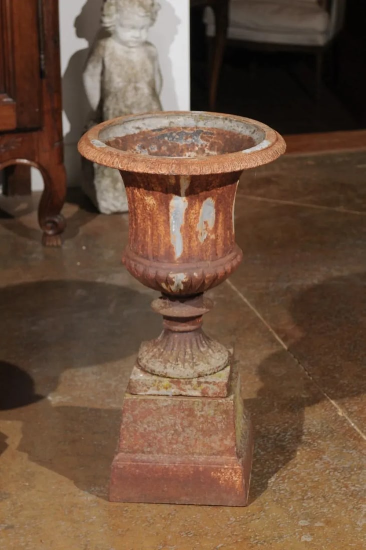 French 19th Century Iron Médicis Vases on Stepped Pedestals with Patina - A Pair - 5