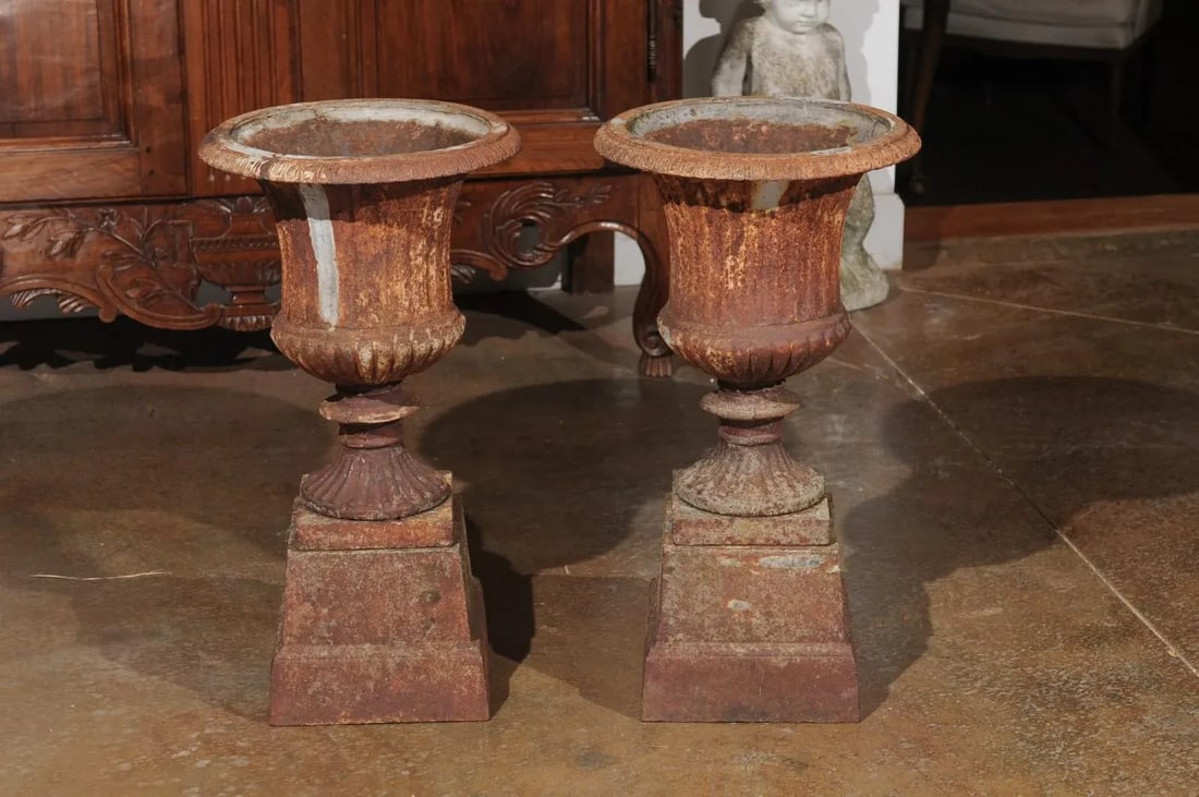 French 19th Century Iron Médicis Vases on Stepped Pedestals with Patina - A Pair - 8