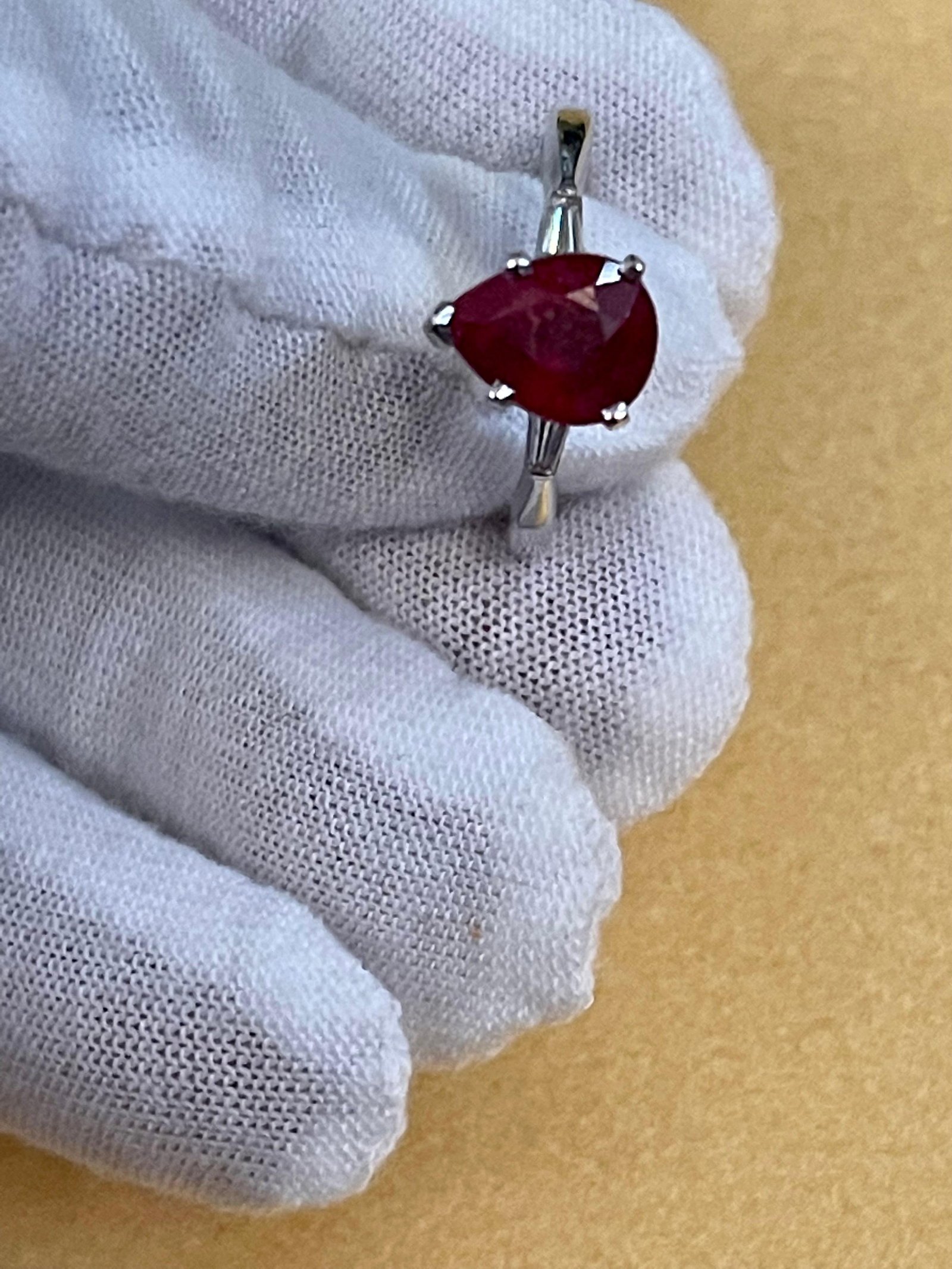 Pear Shape 2 Carat Treated Ruby & Diamond 14 Karat White Gold Ring - 8