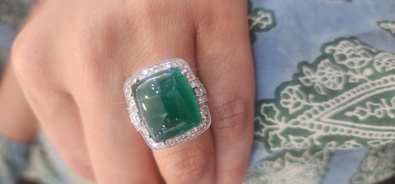 Natural Zambian caboshan Emerald diamond ring in 18k gold - 14