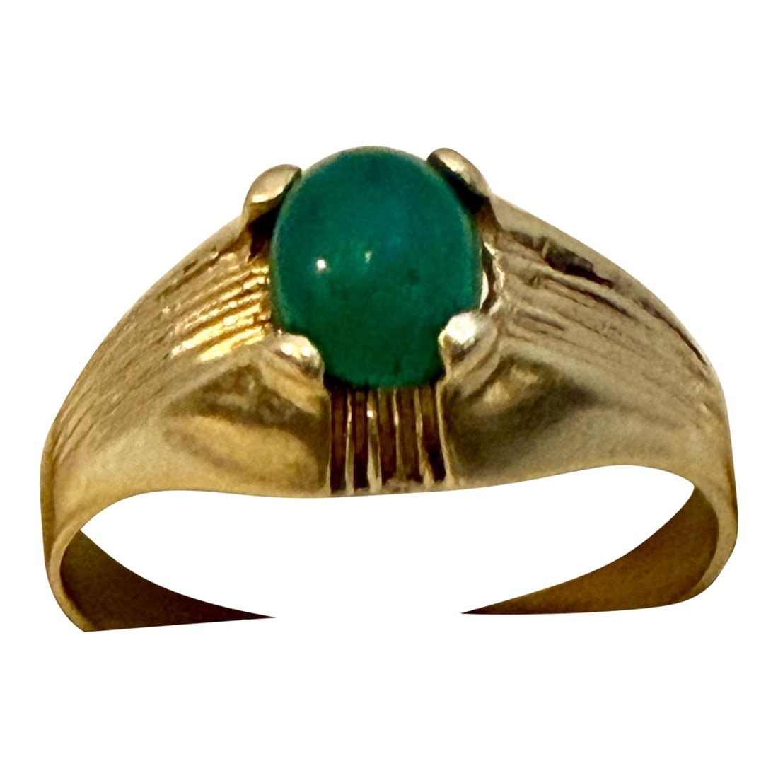 1 Ct Oval Emerald Cabochon 18 Kt Yellow Gold Ring Vintage Men Size 8: 1 Ct Oval Emerald Cabochon 18 Kt Yellow Gold Ring Vintage Men Size 8 This classic ring is a stunning piece of jewelry that features an approximately 1 carat natural emerald cabochon. The estate piece