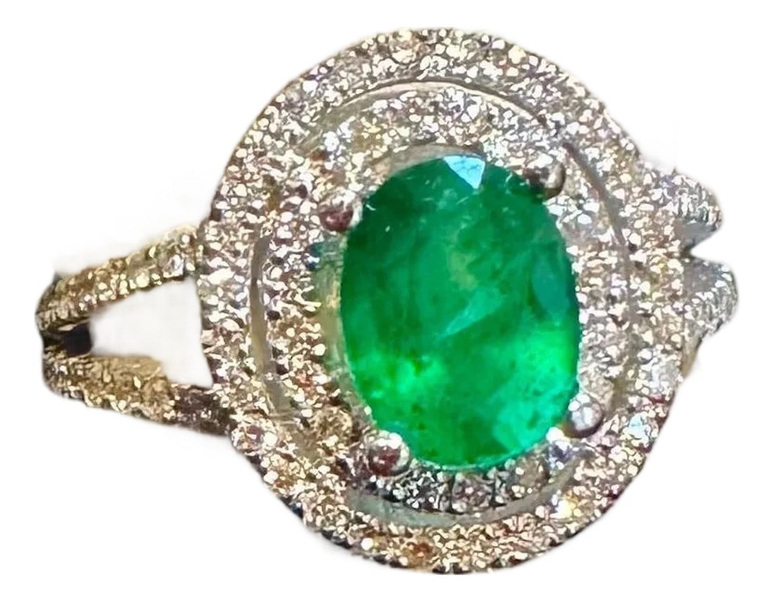 1.5 Ct Oval Cut Natural Emerald & 2 Ct Natural Diamond Halo Engagement Ring (1 of 17)