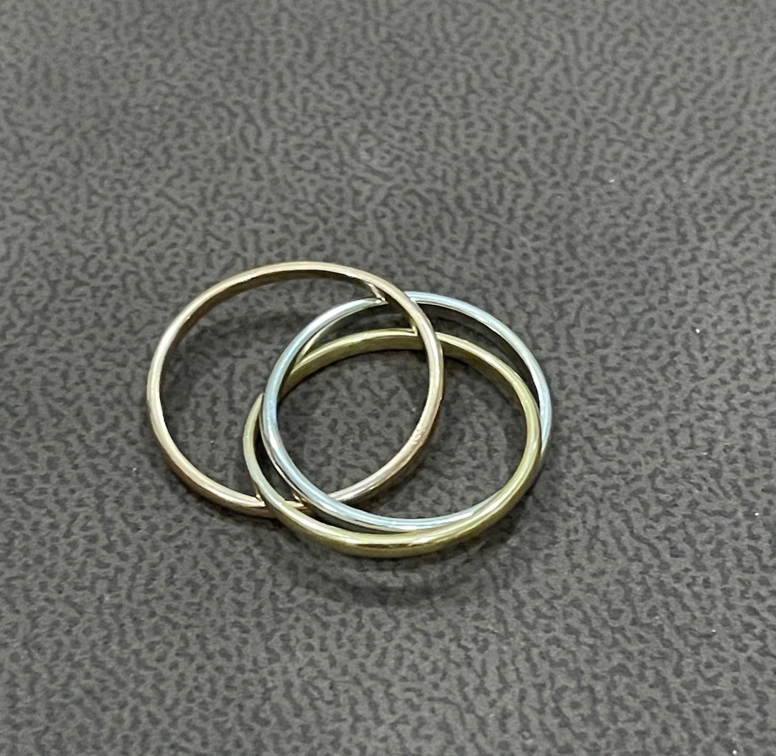 Trinity Tri-Color White, Yellow Gold and Rose, 14 Karat Gold Rolling Rings Italy - 4
