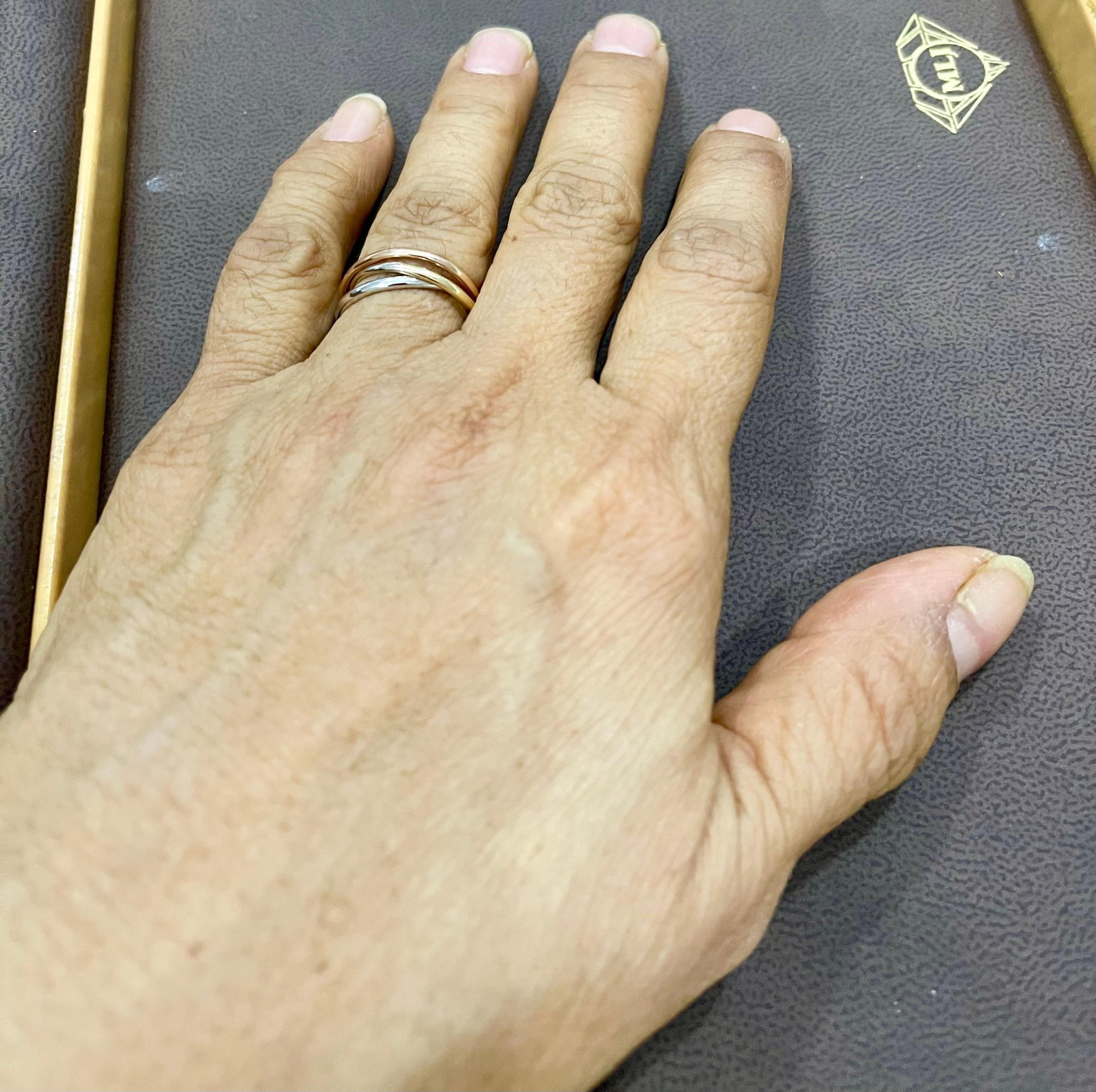 Trinity Tri-Color White, Yellow Gold and Rose, 14 Karat Gold Rolling Rings Italy - 7